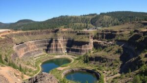 Read more about the article Legal Considerations for Reclaiming Abandoned Mine Sites