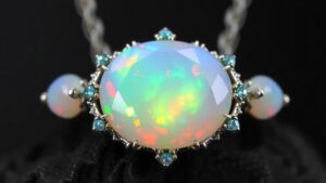 Read more about the article Crafting Opal Jewelry: Maximizing the Value of Fire Gems