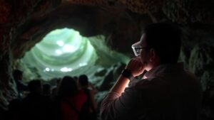 Read more about the article Investigating the “Chamber of Eternal Light,” a cavern in South America said to glow with no discernible source.